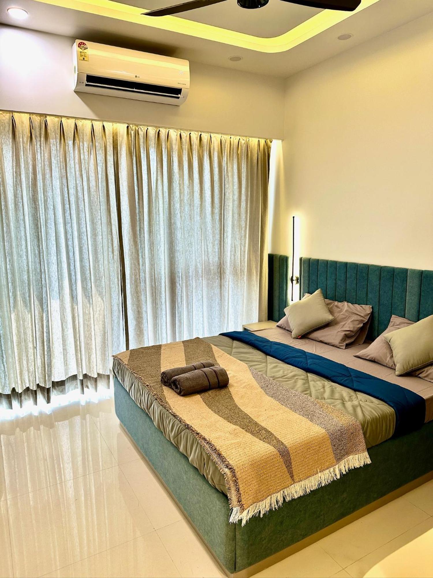 Peacock Palace 2Bhk Modern Ac Flat In Baner Пуна Экстерьер фото