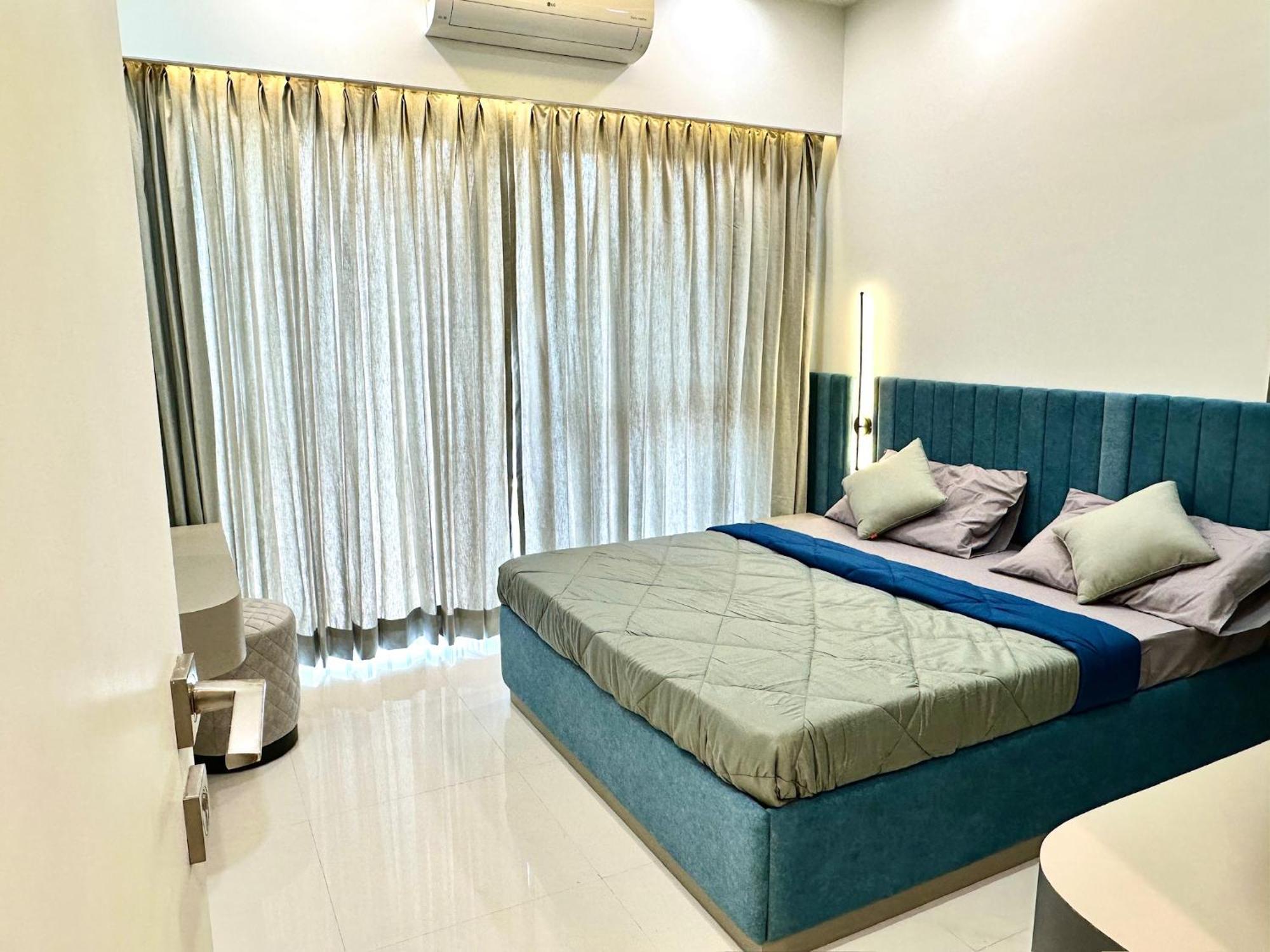 Peacock Palace 2Bhk Modern Ac Flat In Baner Пуна Экстерьер фото